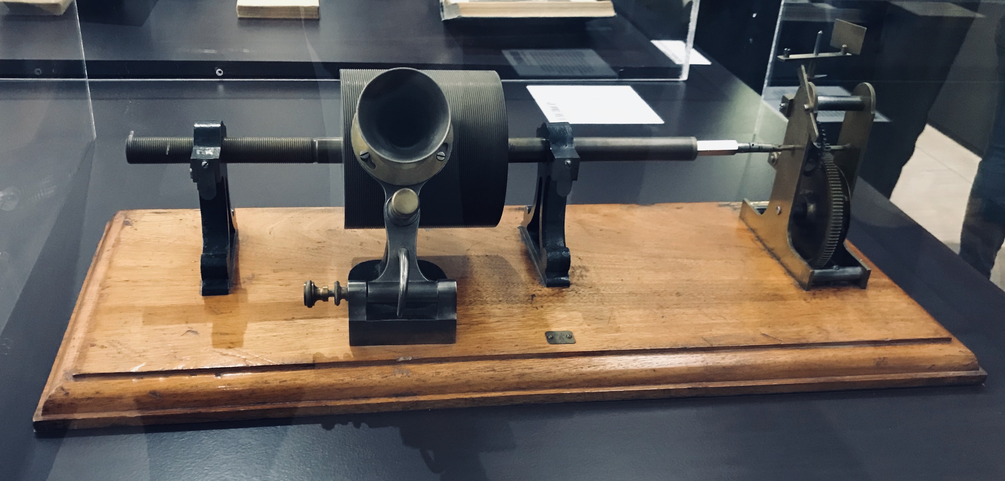 ANGELE MENETRIER IMG1 min