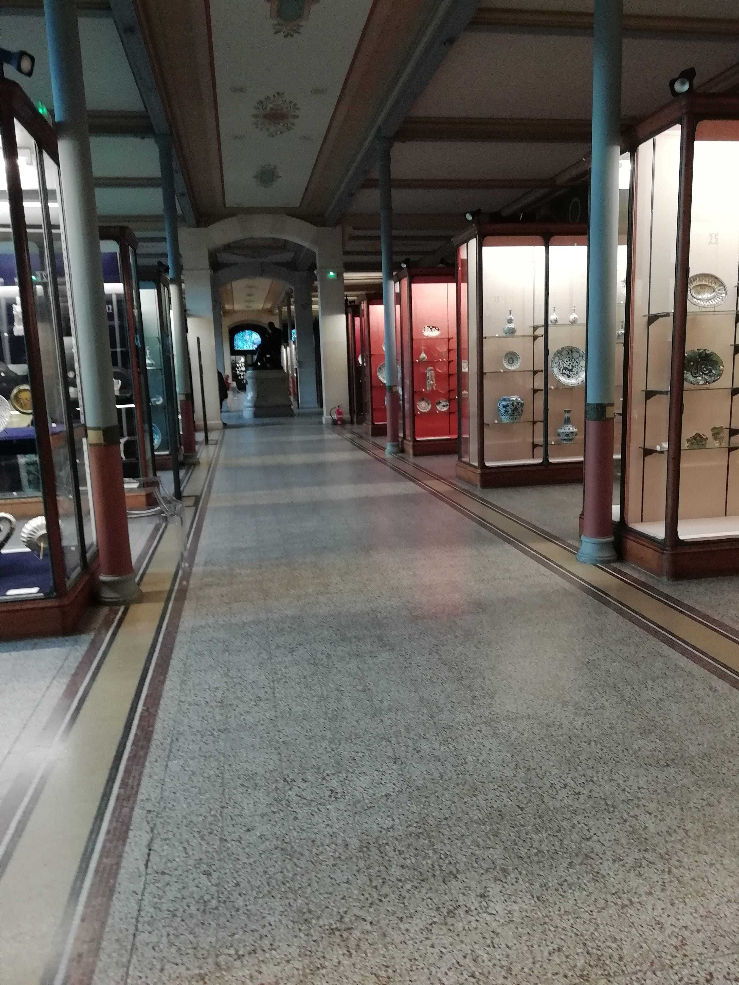 LEFAY LAURELINE PORCELAINES Img3 compressed