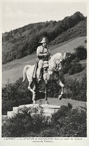 PARIS.C Une statue à la gloire impériale IMG7