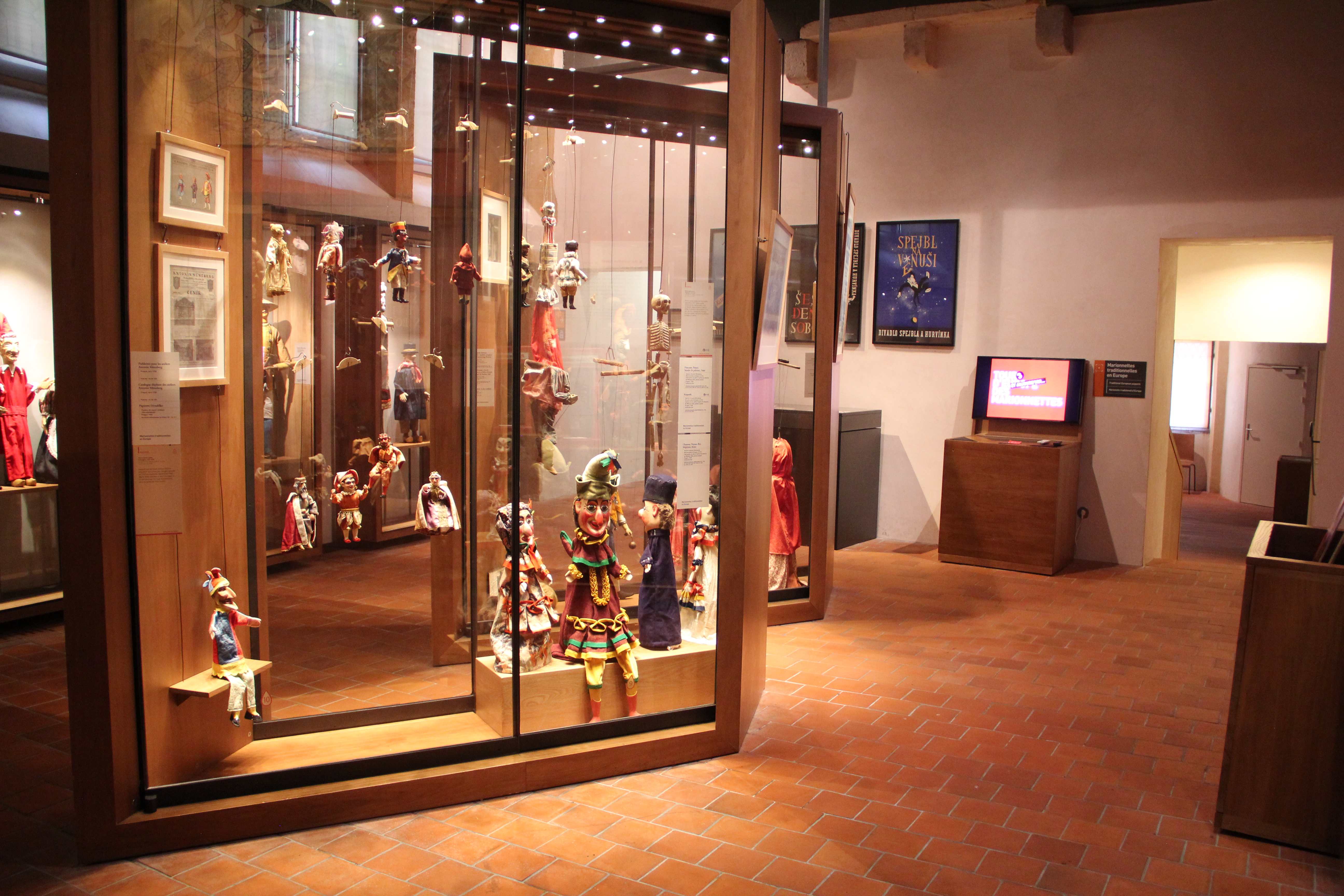 GARCIN JADE MAM IMG1