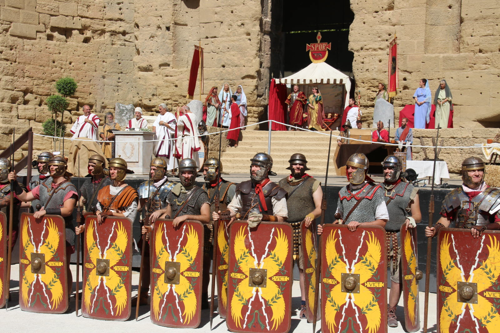 HAMMOUM Janvier 2022 Reconstitution IMG 4 Les fetes romaines du theatre antique dorange