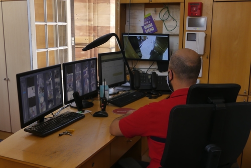 MERON CHLOE SECURITE MUSEE IMG2