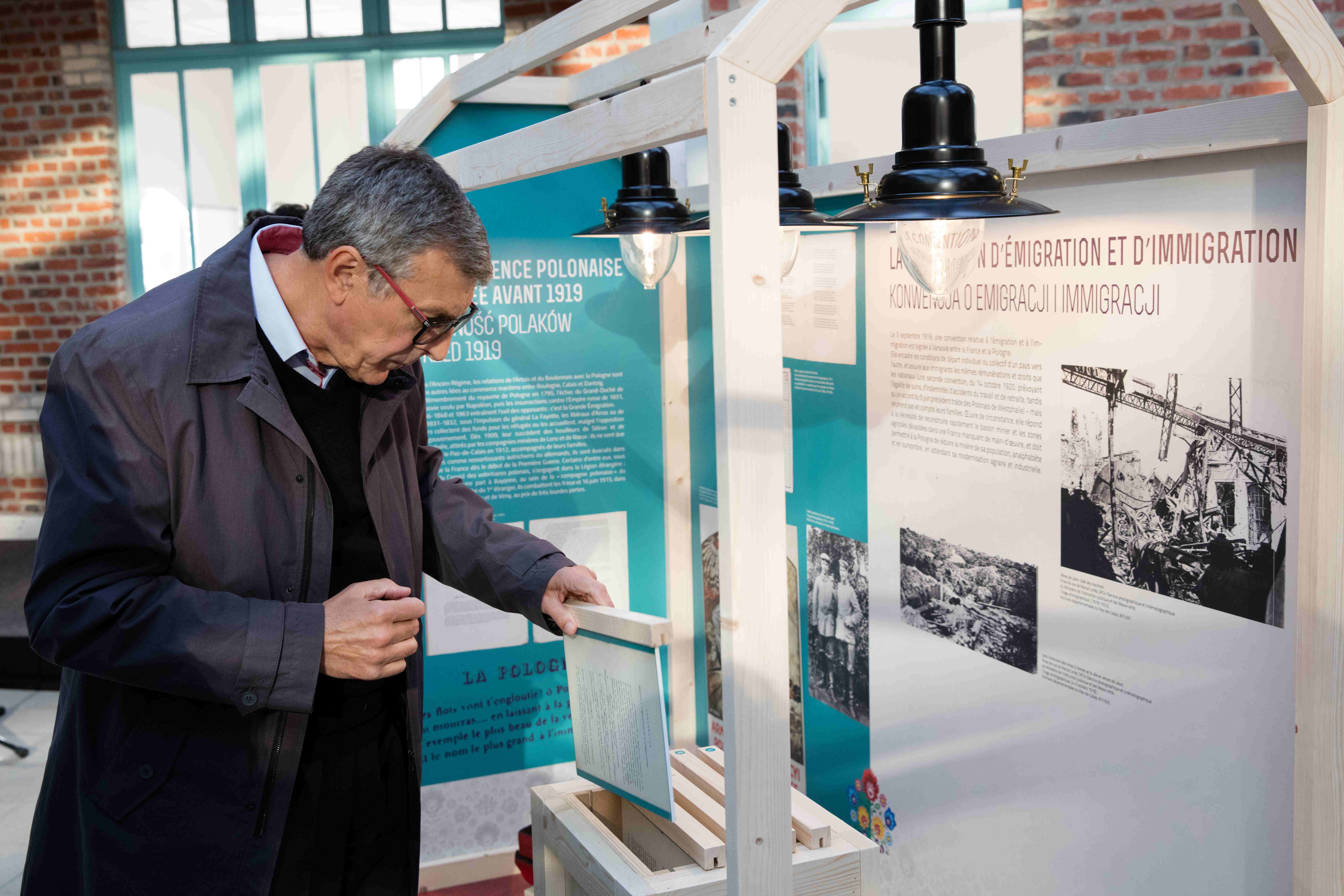 Sto Lat 2 compressed