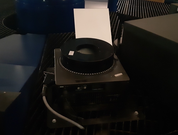 TIFFANY CORRIERI IMG 4 PLANETARIUM OUTILS CULTURE SCIENTIFIQUE min